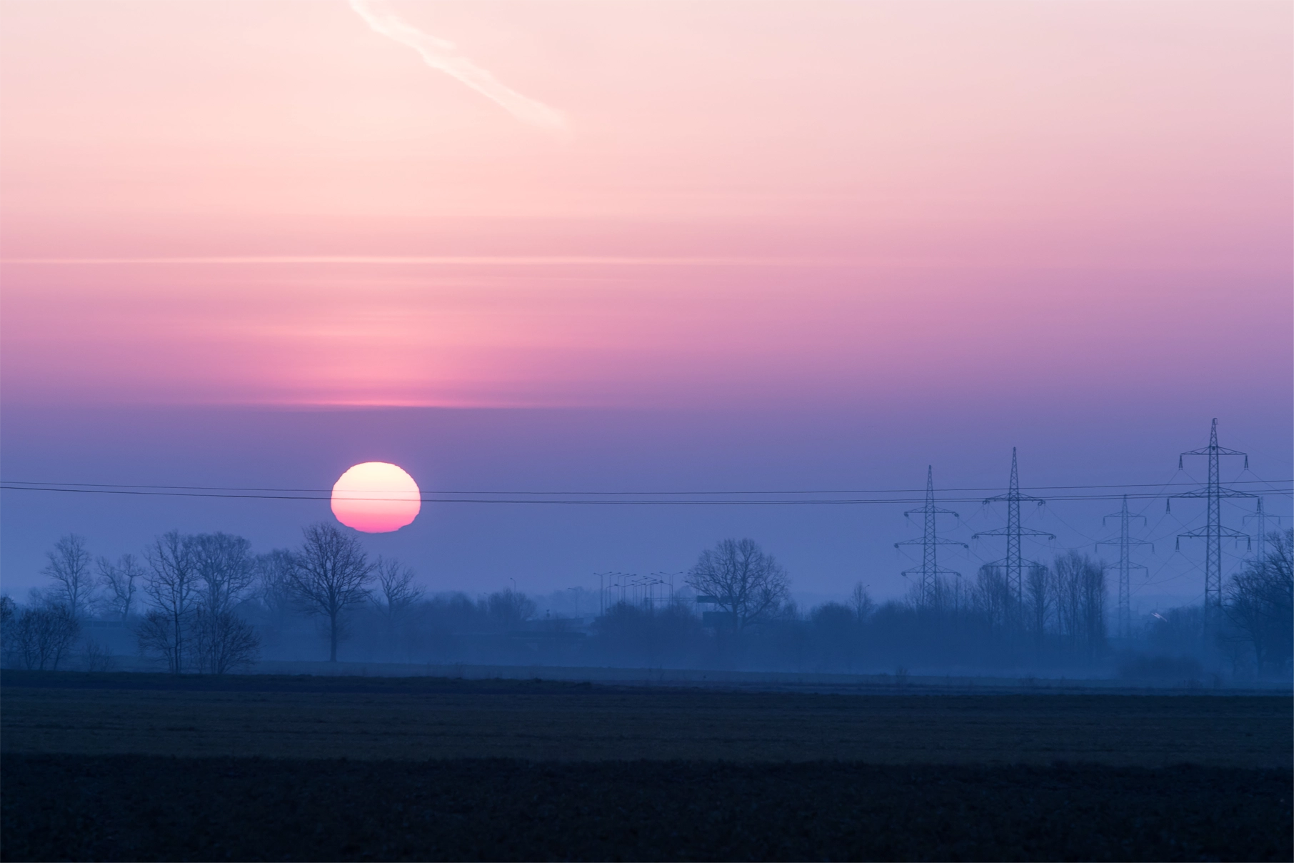 Odszkodowanie za słupy wysokiego napięcia na polu